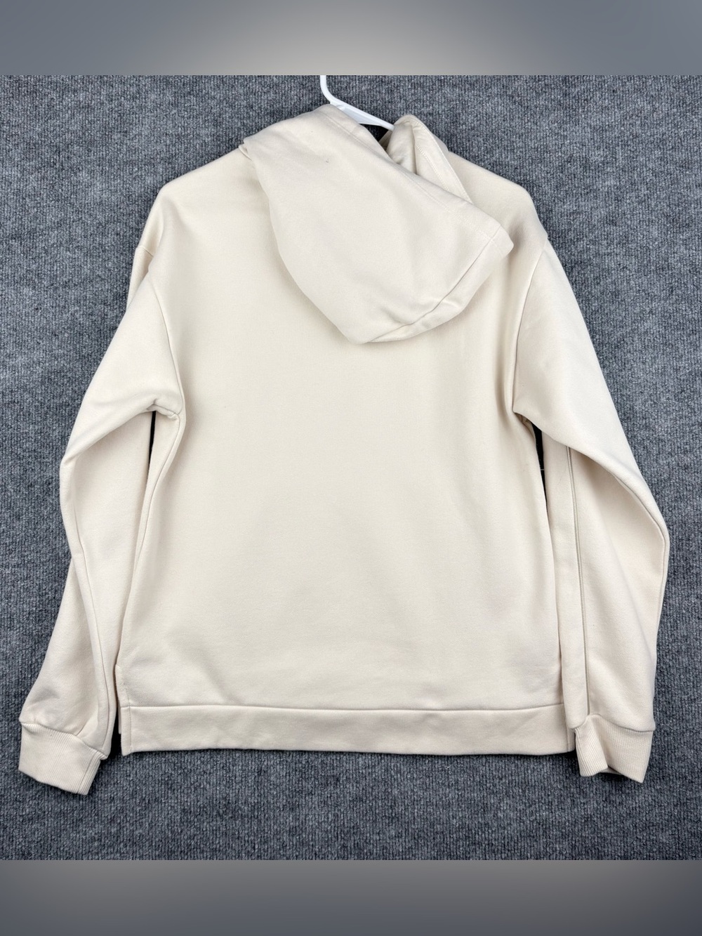 PUMA Women’s Fleece Pullover Hoodie with Kangaroo Pocket Cream Size S New - Picture 3 of 7